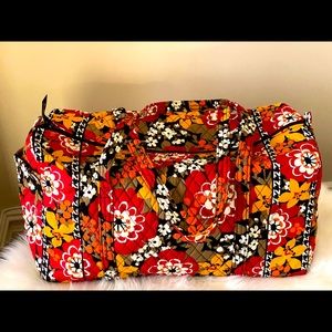 New Vera Bradley Bittersweet Large Duffle Bag